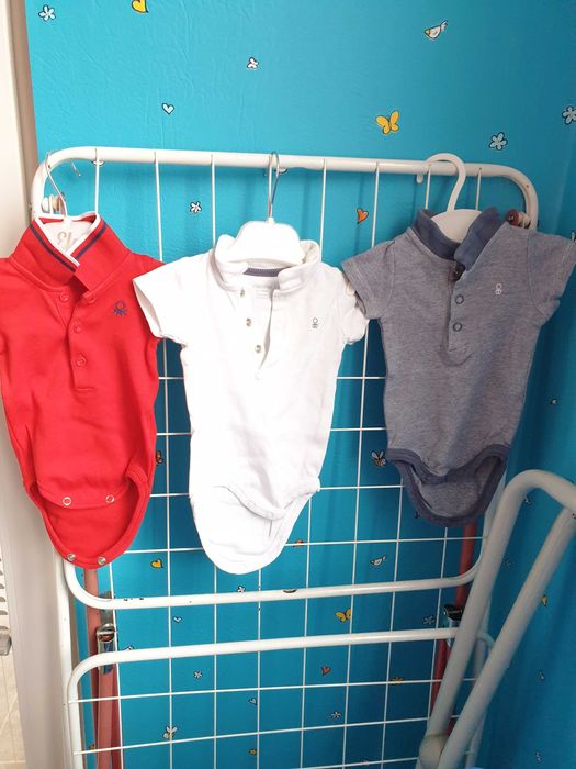 Лот 3 бр Боди с къс ръкав Окайди и бенетон