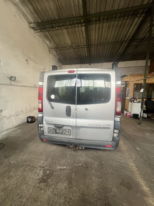 De vanzare opel vivaro Avariat