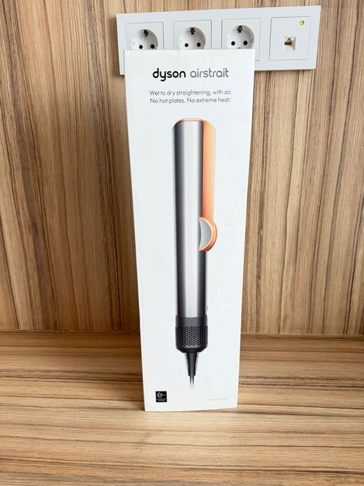 Продам Dyson Airstrait, оригинал!