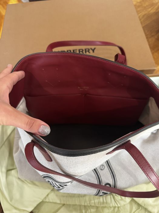 Дамска чанта Burberry