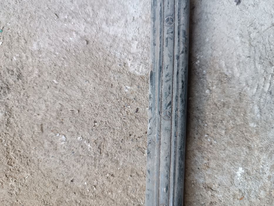 Продам ручку задняя