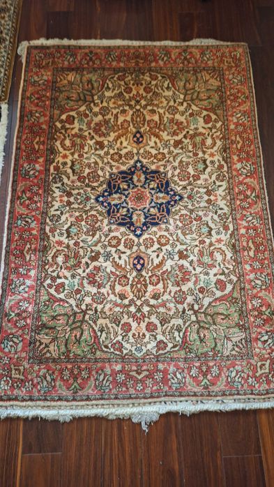 2 ориенталски килима + пътечка – стилен комплект, отлично състояние