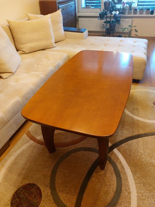 Холна маса, масивно дърво