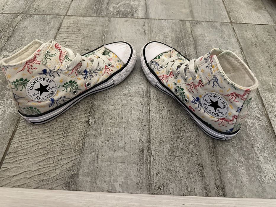 Обувь на девочку  Converse , размер 31-32, оригинальные.