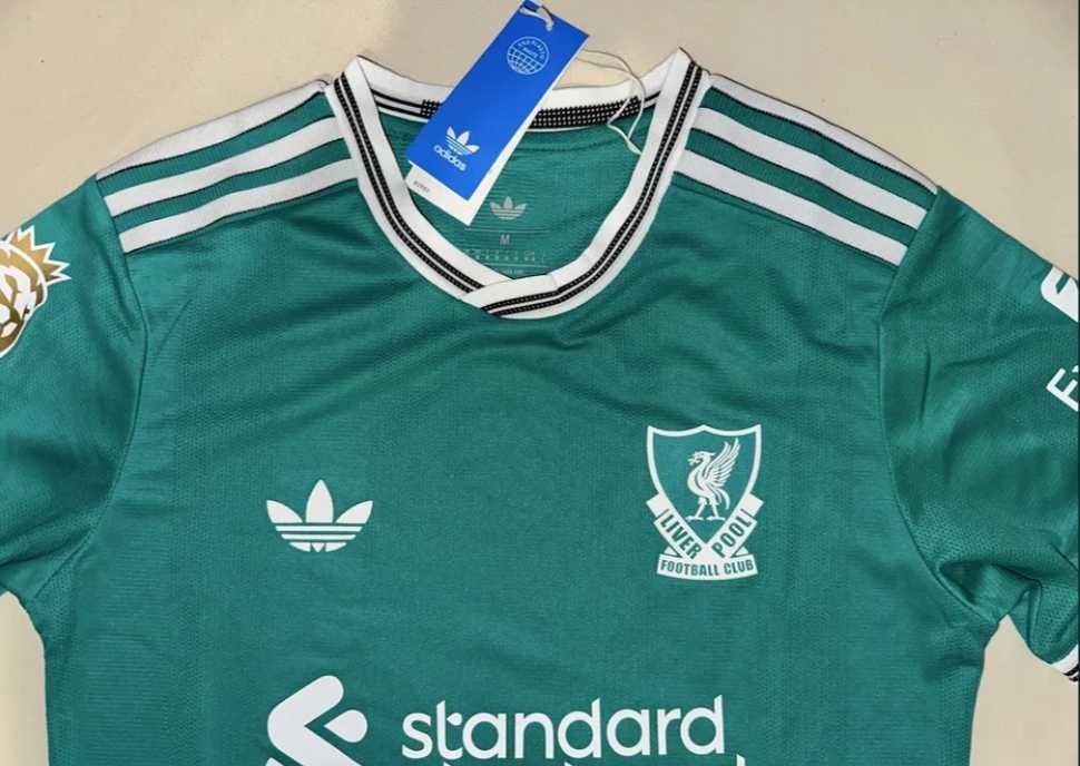 Футболна Тениска на Ливърпул 3ти екип Adidas 2025/2026
