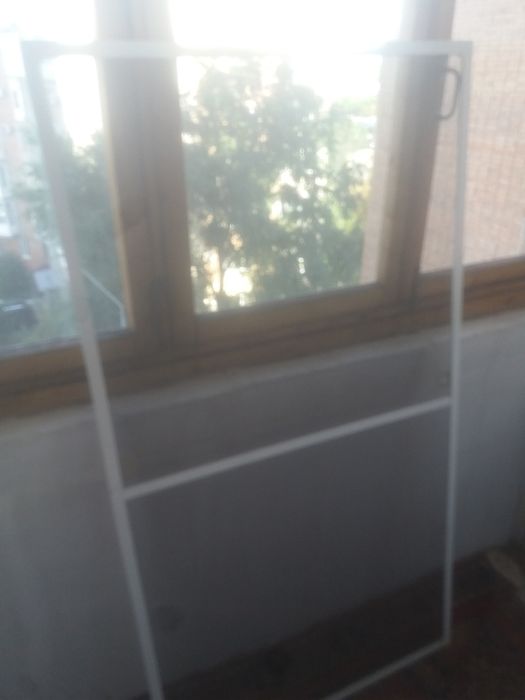 Продам Сетки Маскитные. 70×122 см. 83×154 см.