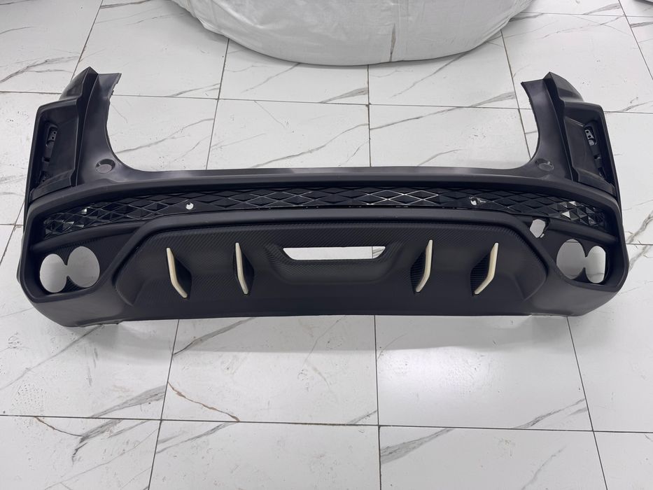 Geely coolray задний бампер карбон