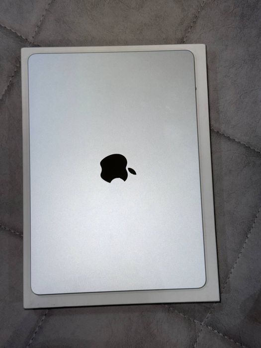 Macbook air m4 256