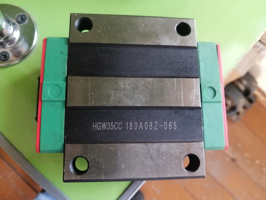 Подшипники в ассортименте