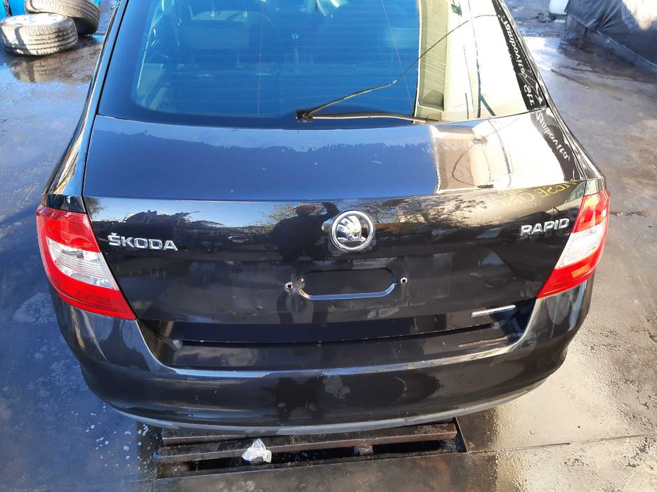 Dezmebrez Skoda rapid 1.6 tdi /bara/capota/far/aripa/usa/oglinda/stop