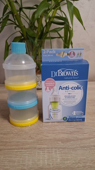 Vând set biberoane Dr. Brown’s Anti-colic, noi, nefolosite.