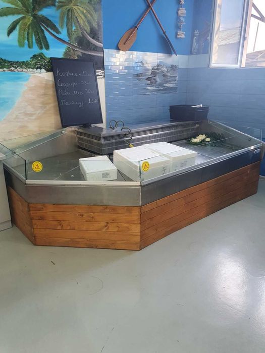 Хладилни витрини