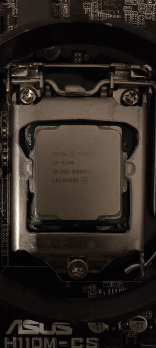 Продам комплект i3 8100