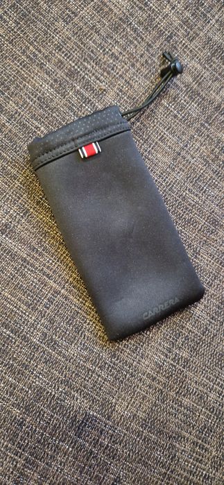 калъф на Carrera