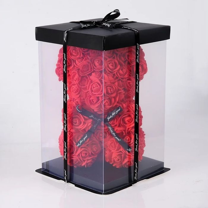 Мече от рози в кутия