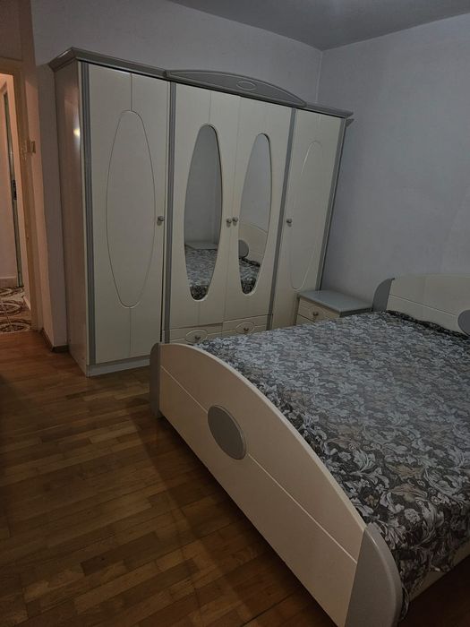 Inchiriez apartament 2 cam.Centru Bacau