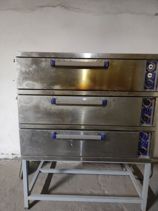 Тестомес, растоичный шкаф, печь Абат