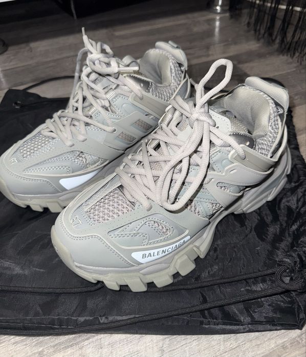 Balenciaga track gri
