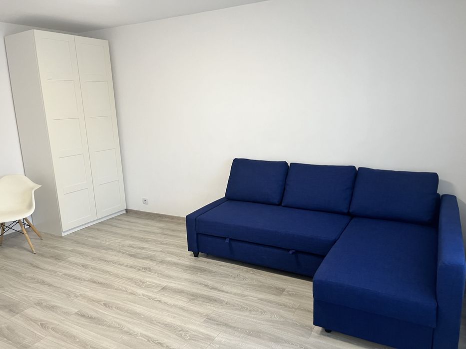 Închiriez Garsoniera/Apartament 1 camera intersectie Bd. Gării cu Bd. Alexandru Vlahuta