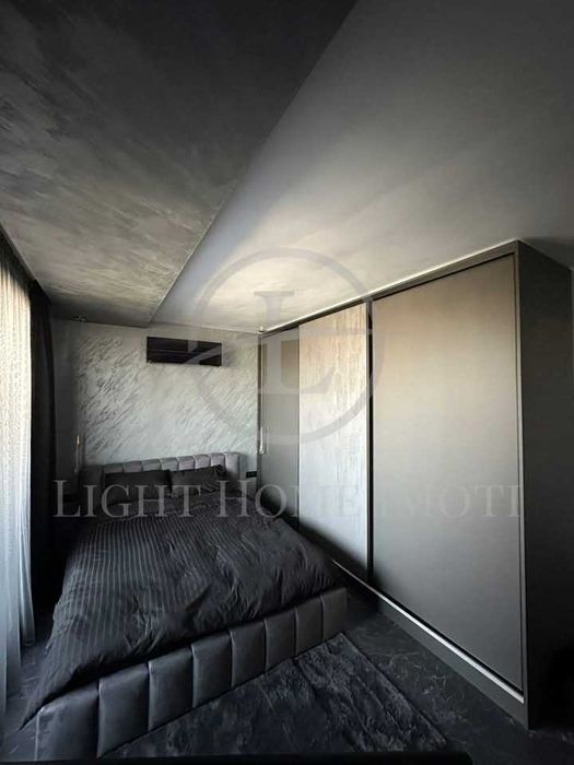 Продава се Двустаен апартамент в Пловдив, Център - 97 кв.м за 2011 €/кв.м - Снимка #9