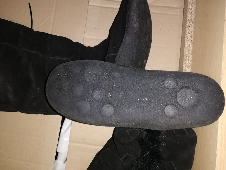 Cizme lungi, din piele întoarsă, mărime 37