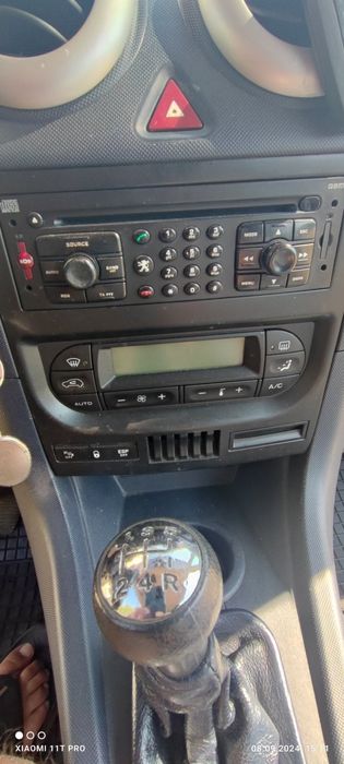 Марка Пежо,модел 1007