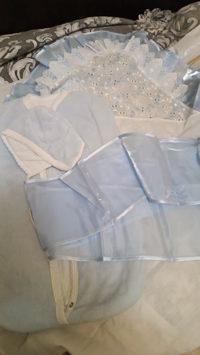 Отдам даром красивый конверт покрывало