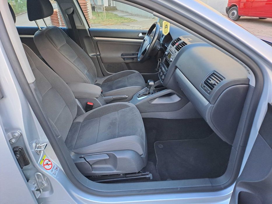 Plansa bord vw golf 5