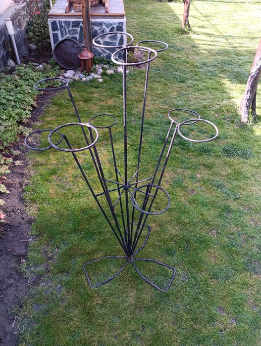 Градински ретро цветарници