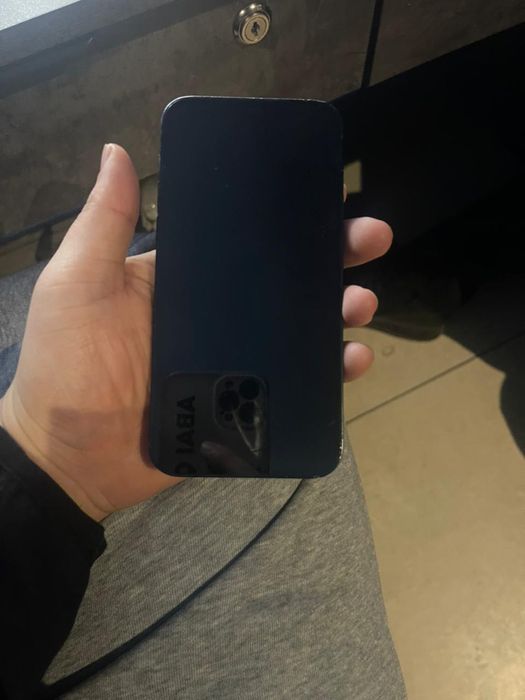 Айфон 12 продаюю