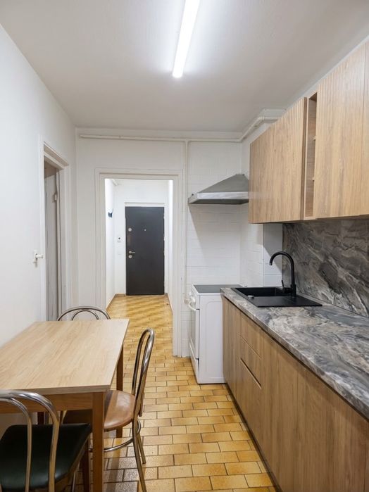 Vând apartament 3 camere
