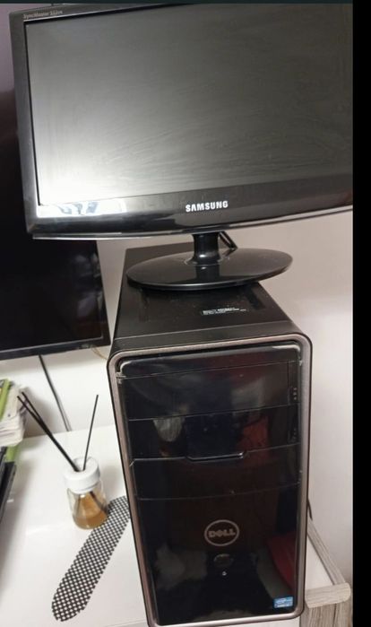 Unitate dell +monitor