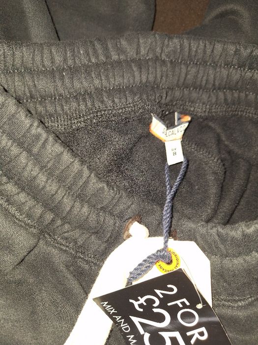 Анцунг от англия нов