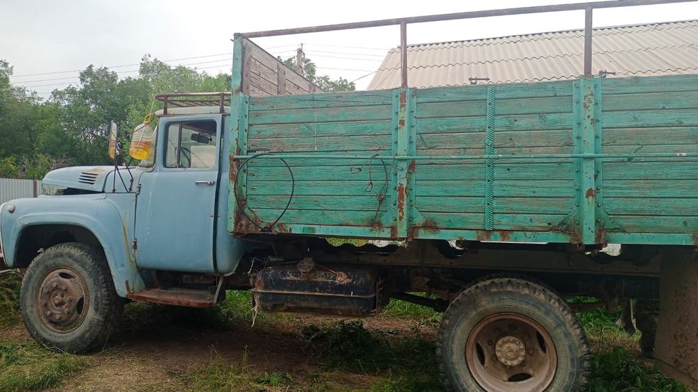 Зил   130  техника