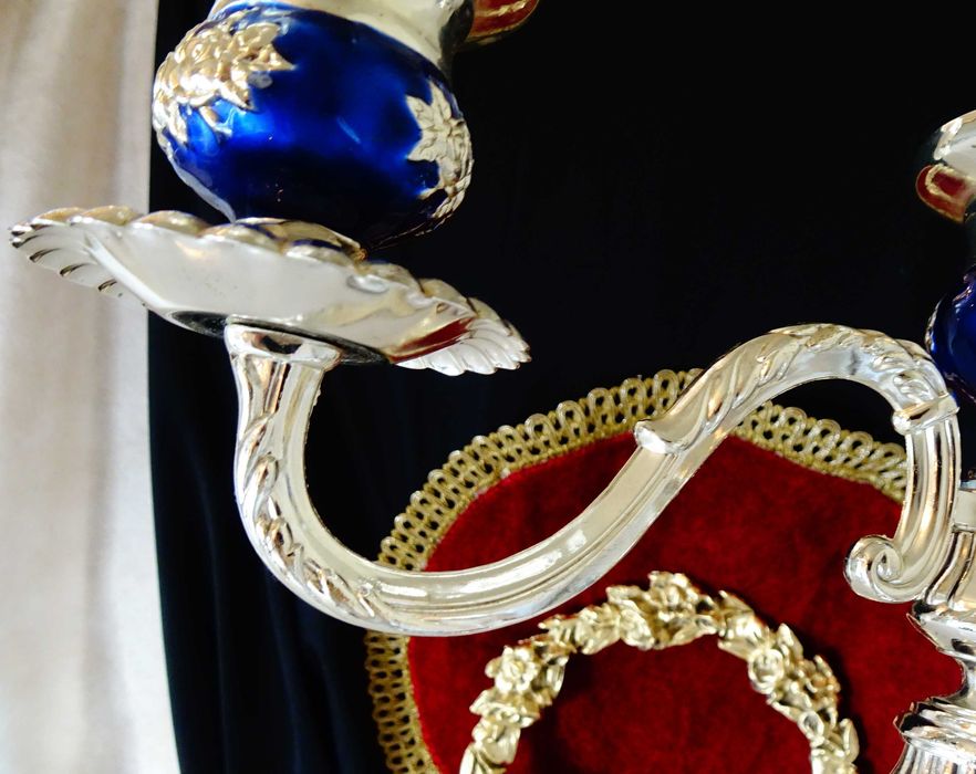 Посребрен троен свещник,рози,кобалт,рококо.