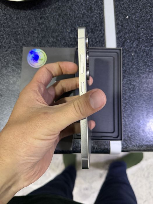 samsung s25 ultra 12.512g holati ideal karopka dak kamplekt oqip tel