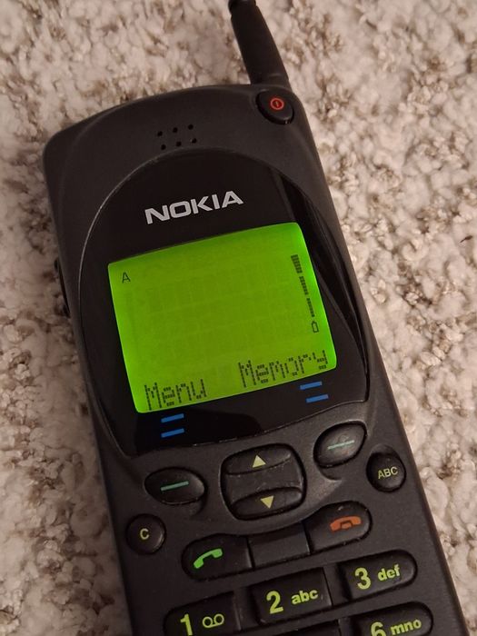 Nokia 2110 de colecție