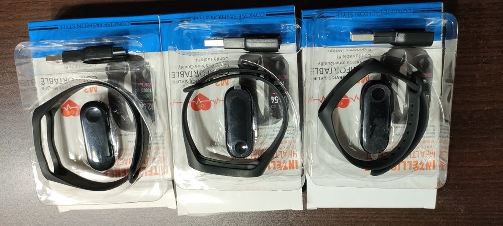 Смарт часовник + слушалки + фитнес гривна