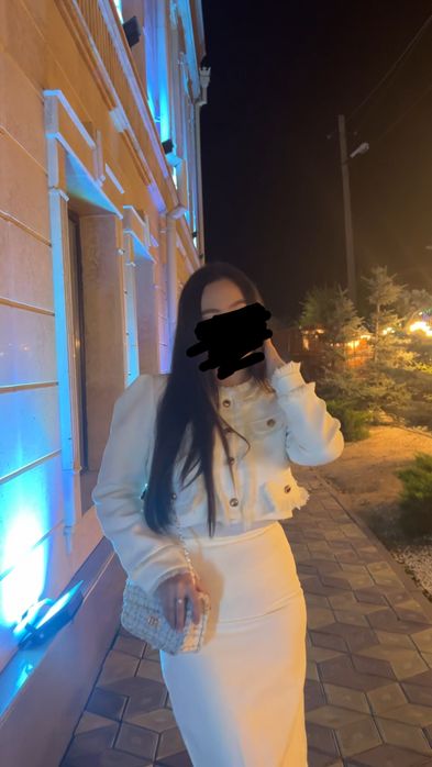 Двойка пиджак и юбка