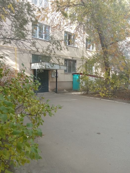 Продам 4-комнатную квартиру