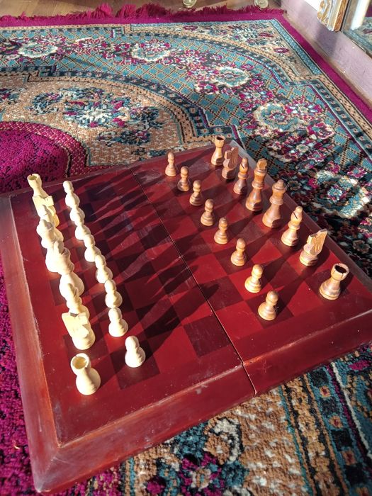 Шахматы деревянные новые