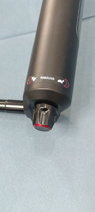 Rock shox zeb 180mm 29