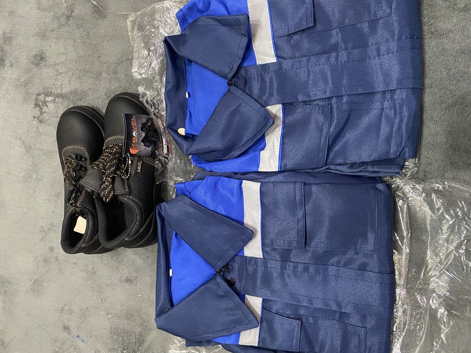 Спецодежда и обувь размер 50 новый