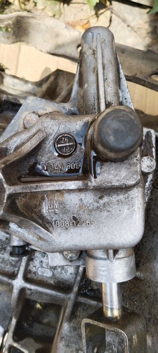 Продам. КПП Опель астра 1992 механика