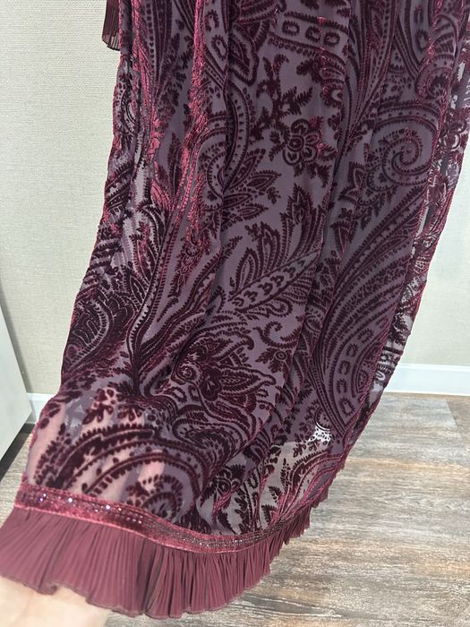 Продается  платье новое  (Турция)