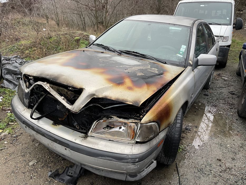 Волво с40 1.6 105кс 1999г На Части