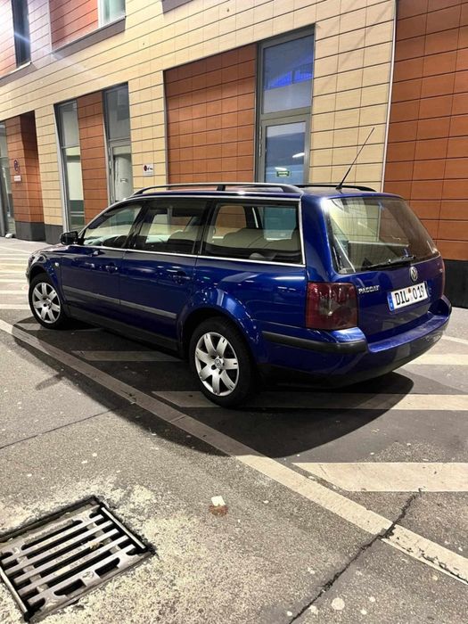 VOLKSWAGEN Passat 2003 — imagine 2