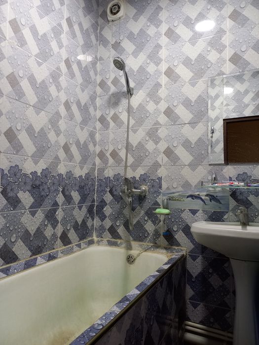 3 xonalik panel uy sotiladi. Yangiyol. Massiv Anorqulovda