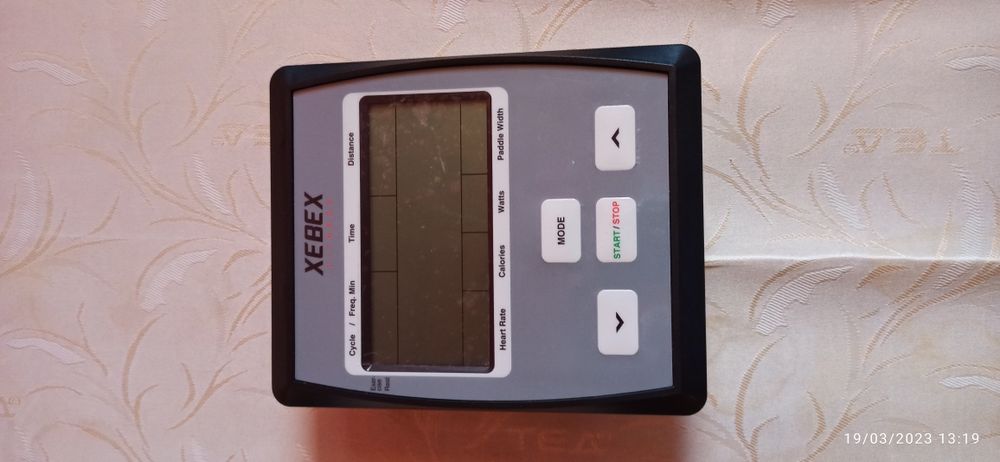 Дисплей за гребен тренажор XEBEX AR-1