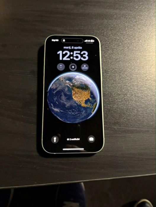 Vand iphone 15 89% baterie